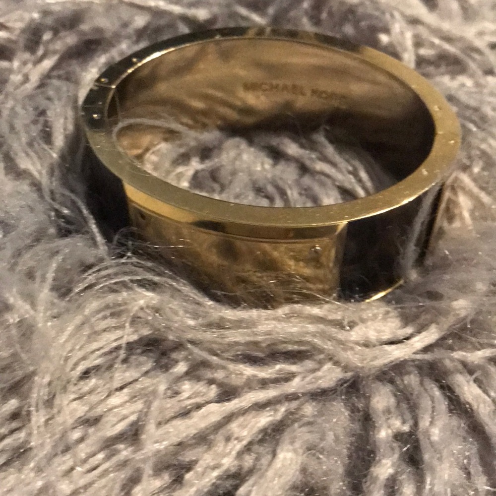 Michael Kors bangle